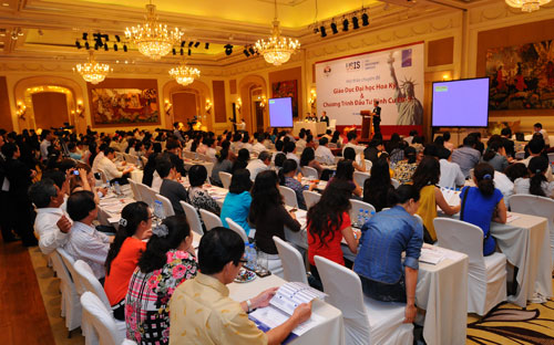 Chương trình được thiết kế bám sát theo nhu cầu tìm hiểu của khách hàng, các buổi hội thảo sẽ mang lại cho nhà đầu tư cái nhìn toàn diện và sâu sát về cơ hội định cư, đầu tư.