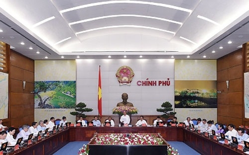 Thủ tướng yêu cầu các thành viên Chính phủ, các thành phần bắt buộc phải tham dự đầy đủ các phiên họp của Chính phủ.<br>