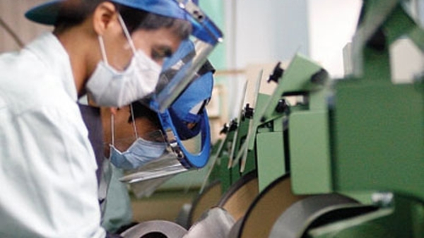 Xuất khẩu lệ thuộc FDI: Cái giá của “tấm huy chương”