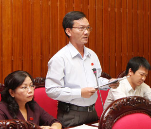 Đại biểu Quốc hội góp ý hoàn thiện dự án luật - Ảnh :TTXVN.