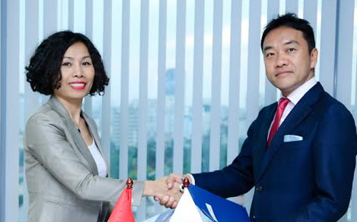 Ông Kyohei (Kay) Hosono - Giám đốc điều hành DI tại Việt Nam và Bà Phạm Thị Mỹ Lệ - Chủ tịch Hội đồng Quản trị L &amp; A.