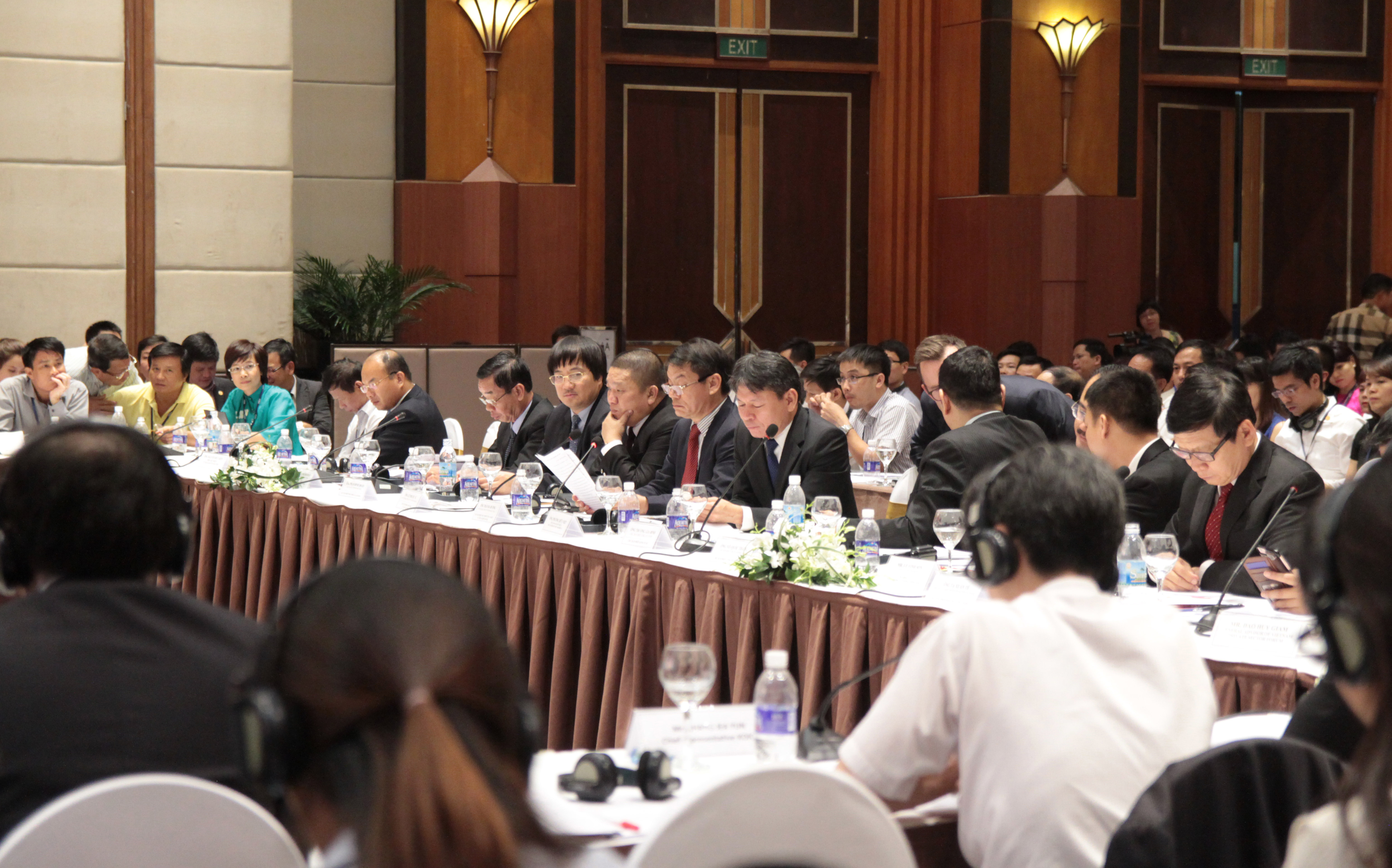 Trên 500 doanh nghiệp tư nhân đã tham dự diễn đàn.