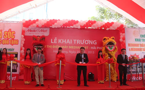 Nhân dịp khai trương, Media Mart Hải Phòng mở chương trình khuyến mãi 
cho khách hàng với tổng giá trị khuyến mãi lên đến hàng tỷ đồng.