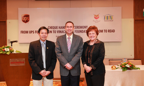 UPS trao tài trợ cho VinaCapital Foundation và Room To Read