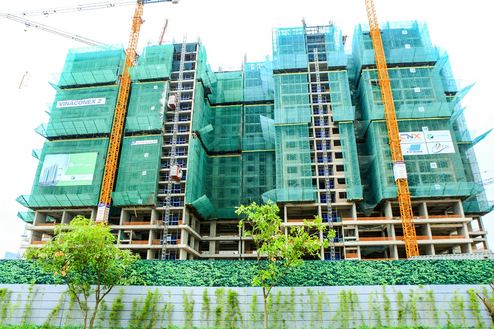 <font face="Arial, Verdana"><span style="font-size: 13.3333px;">Dự án EcoLife Capitol đã thi công xong sàn tầng 22, đang thi công sàn tầng 23.</span></font>