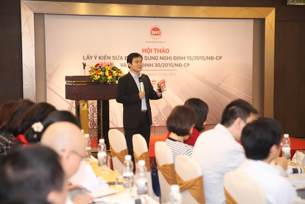 Chánh văn phòng PPP, Cục Quản lý đấu thầu Trần Việt Dũng nhìn nhận, các quy định hiện hành liên quan đến PPP đều chứa đựng khá nhiều nội dung trái ngược với thực tiễn.<br>