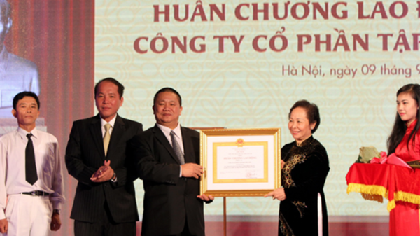 Phía sau hành trình dẫn đầu của Tập đoàn Hoa Sen