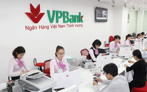 "VPBank đang nỗ lực đơn giản hóa các thủ tục để hỗ trợ khách hàng tiếp cận nguồn vốn ngân hàng một cách dễ dàng nhất”.