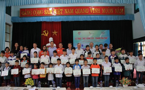 Trong năm 2017, chương trình sẽ trao hơn 500 suất học bổng cho học sinh 
và sinh viên khó khăn tại các tỉnh thành trên cả nước và xây dựng thành 
một nền tảng hỗ trợ giáo dục uy tín, lâu dài và rộng khắp.