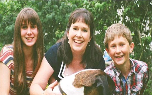 Julie Deane hiện là chủ nhân của công ty bán túi trị giá 65 triệu USD - Ảnh: CNBC.<br>