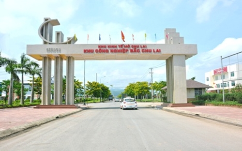 Hơn một thập kỷ trước, Khu kinh tế mở Chu Lai từng rất được kỳ vọng tạo bước đột phá cho khu vực miền Trung và cả nước.<br>