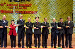 Khai mạc Hội nghị cấp cao ASEAN lần thứ 16