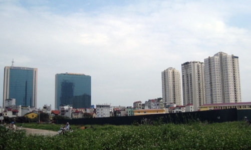 Hai thế đối nghịch trên thị trường bất động sản