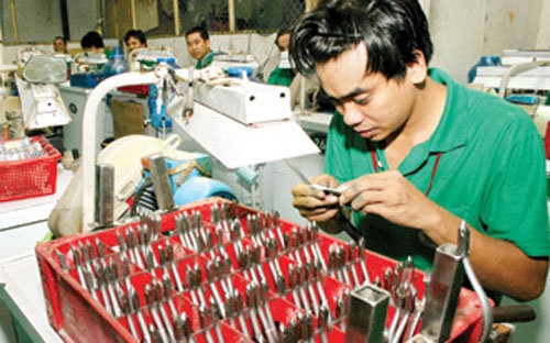 Kềm Nghĩa hưởng lợi từ sự phát triển của nghề nail.