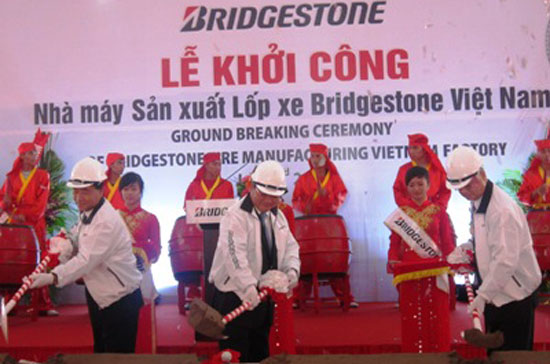 Lễ khởi công Nhà máy sản xuất lốp xe Bridgestone Việt Nam.