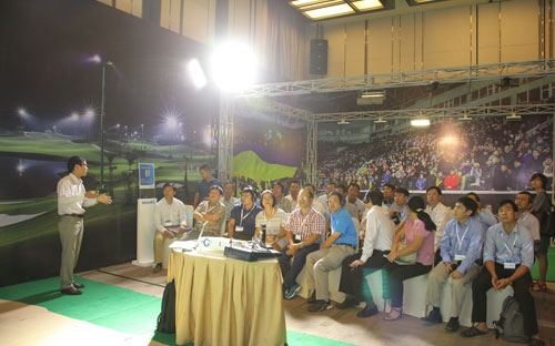 <div>Đèn pha ArenaVision LED - giải pháp thông minh và linh hoạt cho chiếu sáng thể thao và khu vực.</div>