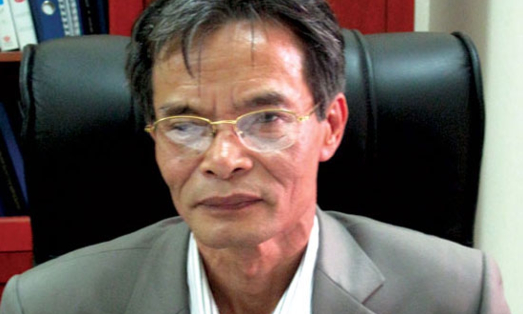 TS.Lê Xuân Nghĩa: “Nếu không thành lập AMC để giải quyết ngay nợ xấu, chúng ta có thể suy giảm liên miên từ nay đến năm 2017-2018”.