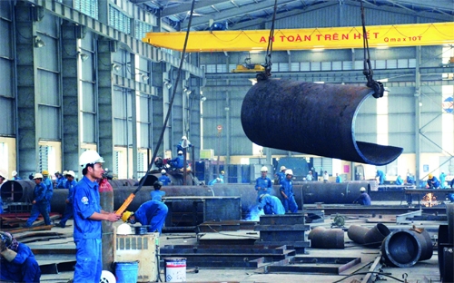 Bên trong nhà máy của Lilama.<br>