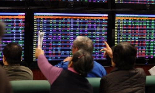 Quy mô thị trường chứng khoán năm 2013 đạt 31% GDP