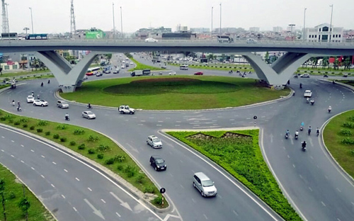 Nút giao thông trung tâm quận Long Biên - Một trong số các dự án BT có sai phạm.<br>