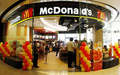 Một cửa tiệm McDonald's.<br>