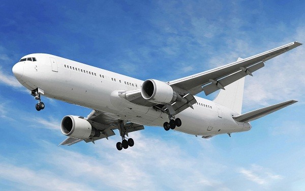 Việt Nam đang duy trì theo các tiêu chuẩn an toàn hàng không của ICAO, 
nhưng để được FAA phê chuẩn CAT1 thì phải nâng tiêu chuẩn theo quy định 
của Mỹ.