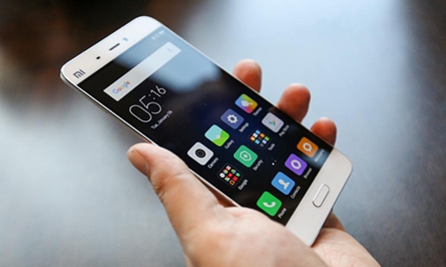 Thị phần của điện thoại Samsung, Apple thu hẹp vì đối thủ Trung Quốc