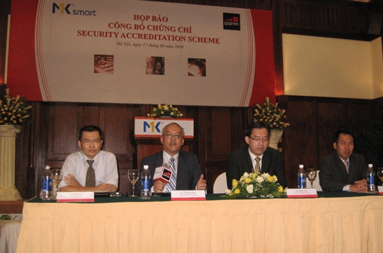 Lễ công bố nhận được chứng chỉ S.A.S của MKSmart.