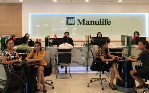 Hiện Manulife có hơn 500 nhân viên và trên 20.000 tư vấn tài chính làm việc tại 35 tỉnh thành trên toàn quốc.