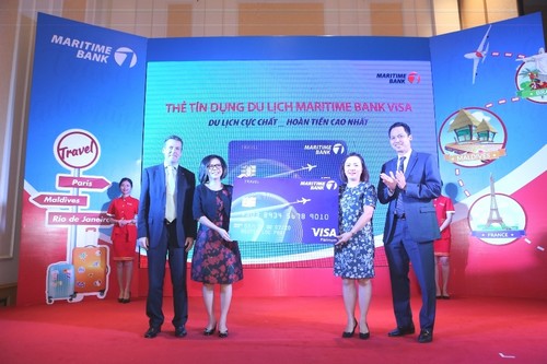 Không chỉ mang đến nhiều khuyến mãi cho du khách khi du lịch 
trên toàn cầu, thẻ tín dụng du lịch Maritime Bank Visa còn hứa hẹn nhiều
 ưu đãi.<br>
