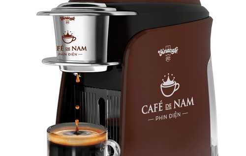 “Phin Điện” CAFÉ de NAM bước đầu sẽ được cung cấp độc quyền cho một số cửa hàng cà phê chọn lọc.
