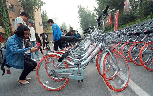 Tính từ tháng 10/2016, Mobike đã huy động được hơn 900 triệu USD vốn đầu tư - Ảnh: China Daily. 
