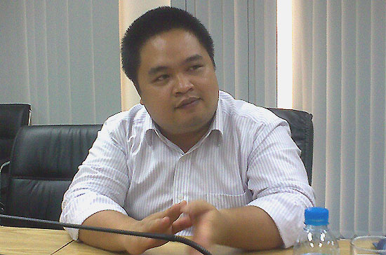 "Theo ý kiến chủ quan của tôi, thị trường đã đón nhận và phản ứng tích cực với những thông tin về việc HNX áp dụng một số thay đổi trên thị trường UPCoM, có thể công chúng đầu tư đánh giá đây là một tín hiệu tốt, cải thiện tính thanh khoản của chứng khoán trên thị trường" - Ảnh: Minh Đức.