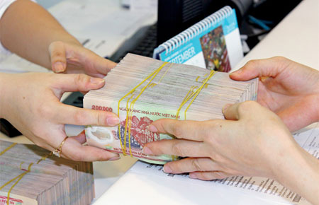 Để được niêm yết thì tổ chức tín dụng phải có tỷ lệ nợ xấu dưới 3% so với tổng dư nợ tại thời điểm cuối quý trong thời gian 2 quý liền kề trước quý đề nghị...