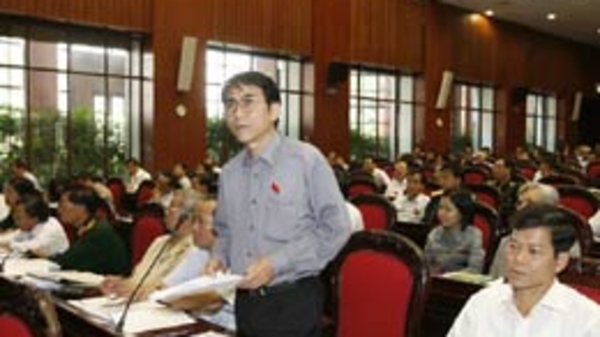 Làm sao luật hóa được y đức?