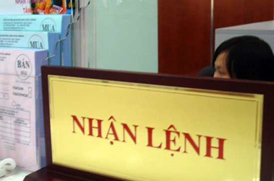 ATSC đã cho khách hàng trực tiếp nộp tiền và rút tiền giao dịch chứng khoán tại công ty, vi phạm quy định hiện hành - Ảnh minh họa.