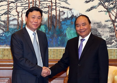 Thủ tướng Nguyễn Xuân Phúc tiếp&nbsp;ông Mã Giang Kiểm, Tổng Giám đốc Công ty Cục 6 Đường sắt Trung Quốc.<span style="font-size:14.0pt;font-family:&quot;Times New Roman&quot;,&quot;serif&quot;;
mso-fareast-font-family:&quot;MS Mincho&quot;;mso-ansi-language:VI;mso-fareast-language:
EN-US;mso-bidi-language:AR-SA" lang="VI"></span><!--[if gte mso 9]><xml>
 <w:WordDocument>
  <w:View>Normal</w:View>
  <w:Zoom>0</w:Zoom>
  <w:TrackMoves></w:TrackMoves>
  <w:TrackFormatting></w:TrackFormatting