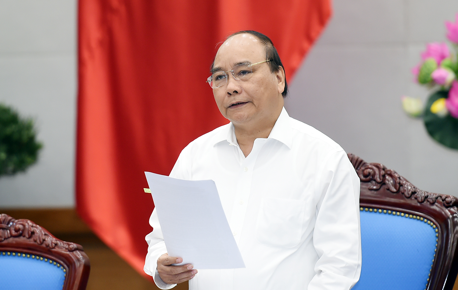 Thủ tướng nhấn mạnh tinh thần đưa năm 2017 là năm giảm chi phí doanh nghiệp.