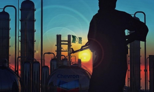 Căng thẳng tại Nigeria leo thang, giá dầu tăng mạnh