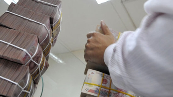 Phía sau “nghịch cảnh” nợ xấu tăng, phần lớn ngân hàng báo lãi