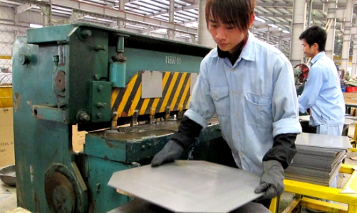 Nhìn từ doanh nghiệp: Không gì lo bằng... thiếu điện