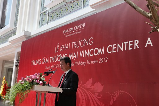 Vingroup cam kết sẽ tiếp tục đưa Vincom Center A trở thành một “thiên đường mua sắm của Việt Nam”.