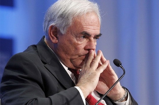 Người đứng đầu IMF, ông Strauss-Kahn còn tuyên bố IMF muốn có thêm quyền lực để kiểm soát và thúc đẩy ổn định hệ thống tài chính toàn cầu - Ảnh: Reuters. 