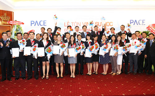 Lễ tốt nghiệp CEO 2013 tại PACE.<br>