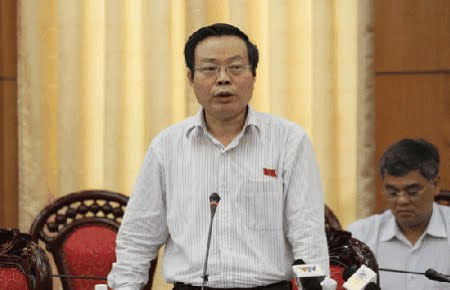 Chủ nhiệm Ủy ban Tài chính - Ngân sách Phùng Quốc Hiển để nghị chỉ rõ địa chỉ vi phạm trong cấp phép khai thác khoáng sản - Ảnh N.H.