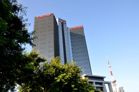 6 tháng đầu năm, Petro Vietnam đã khai thác 14,57 triệu tấn dầu quy đổi, vượt 1,1 triệu tấn so với kế hoạch.&nbsp;