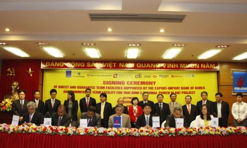 PVcomBank thu xếp gần 800 triệu USD cho Petro Vietnam