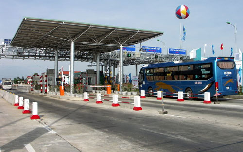 Hiện nay, đầu tư BOT dày đặc các quốc lộ, người dân không còn lựa chọn nào cả.
