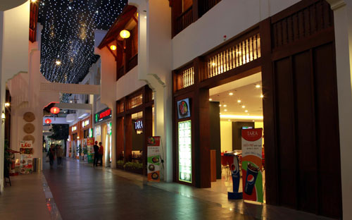 Với tiêu chí “Thứ 4: Vui - Ngon - Rẻ”, chương trình Ngày hội ẩm thực 
Royal City được tổ chức định kỳ vào Thứ 4 hàng tuần với sự tham gia của 
hầu hết các nhà hàng.