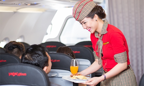 Vietjet báo lãi hợp nhất 6 tháng 1.900 tỷ đồng